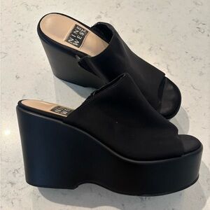 Nine West Black Platform Wedge Sandals